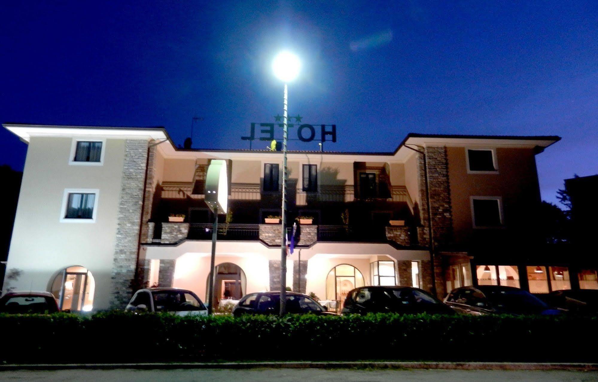 Hotel Santo Stefano Pieve Santo Stefano Eksteriør billede